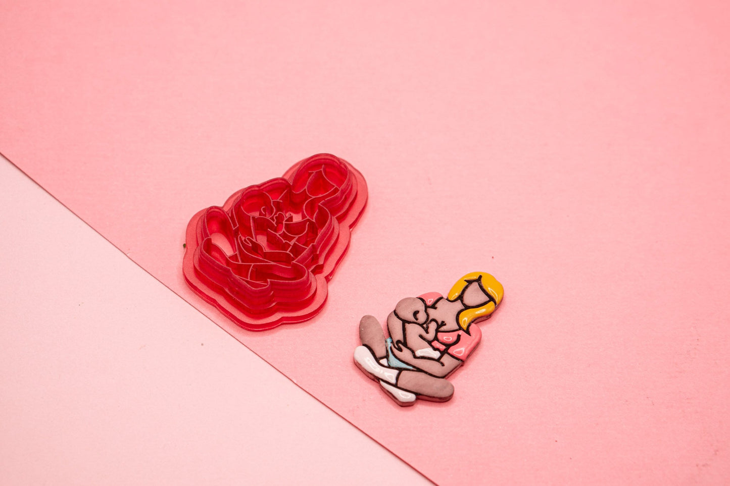 Breastfeeding Mama Polymer Clay Cutter, Breastfeeding Mother and Baby Polymer Clay Cutter