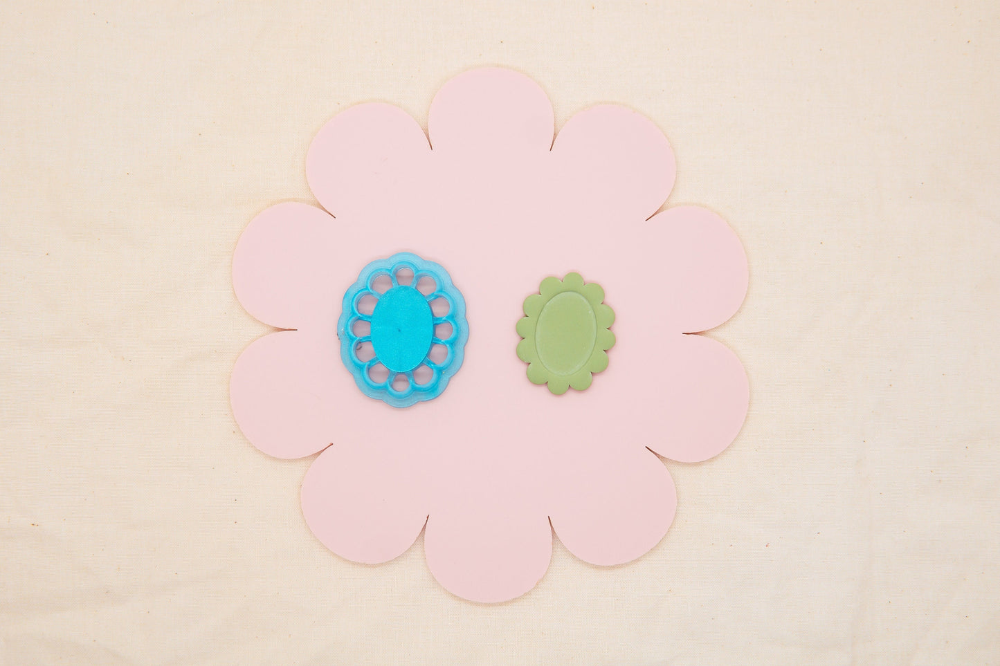 Floral Oval Polymer Clay Cutter, 1960's Decade Craft Cutter, Floral Oval Clay Tool, TheHoneyOpal Collab Polymer Clay Cutter