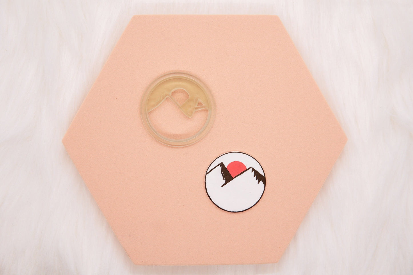 Sunset Mountain Circle Polymer Clay Cutter, Nature Scenery Clay Cutter, Craft Tools