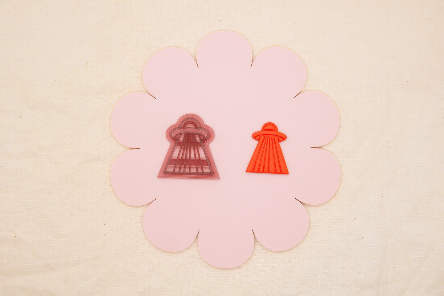 UFO Polymer Clay Cutter, 1970's Decade Craft Cutter, Spaceship Clay Tool, ClayAndCaridad Collab Polymer Clay Cutter